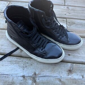 Givenchy Paris 17 Mens Leather Sneakers Shoes Mens EU 40 1/2